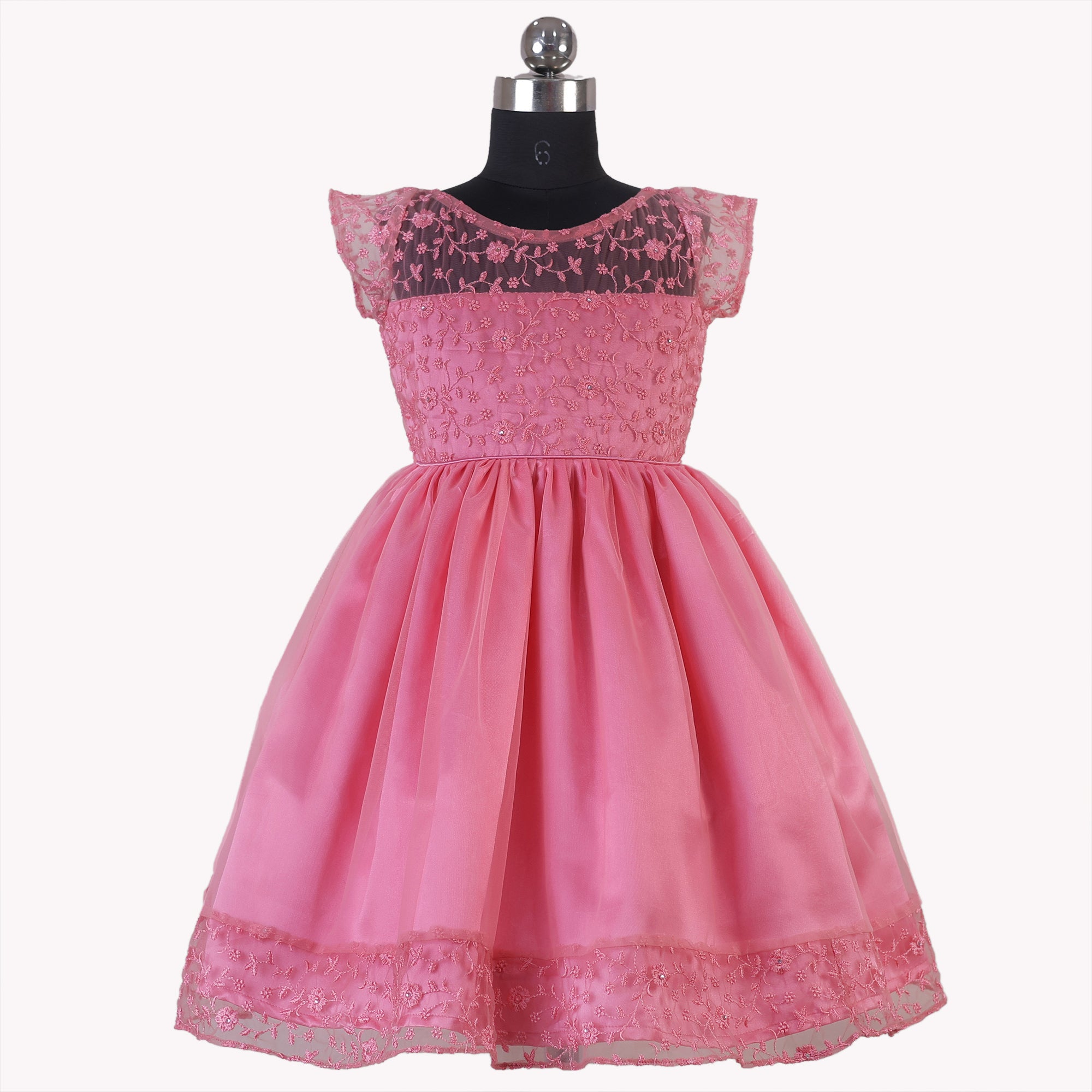 Buy Stylish & Latest Dresses for Girls Online in India - NNNOW